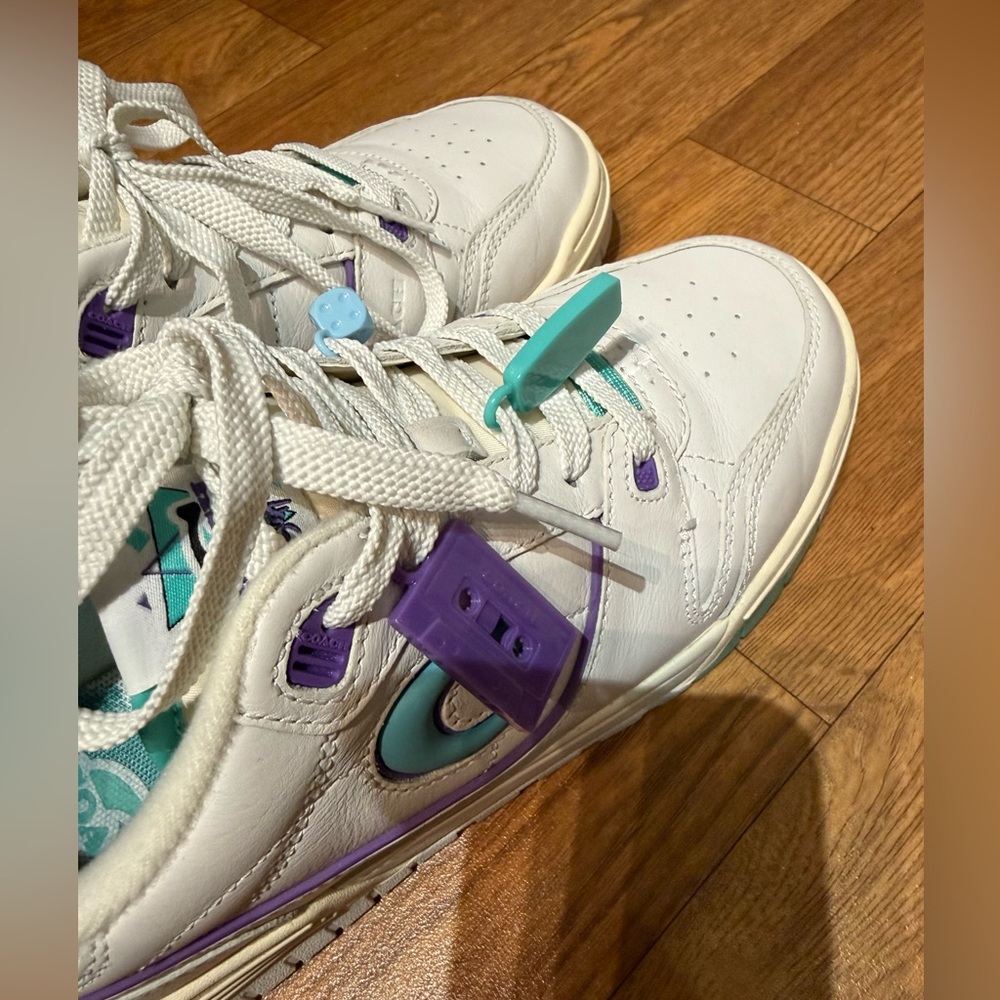 Coach 90s Pack Soho Sneaker With Charms - Picture 5 of 9